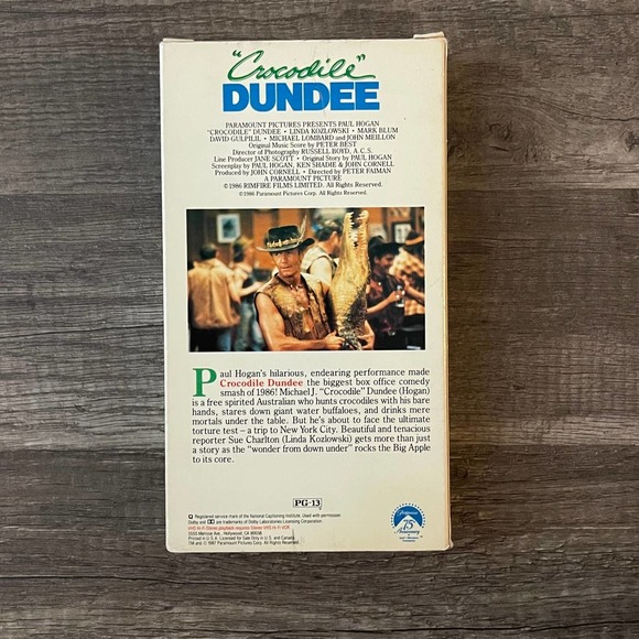 CROCODILE DUNDEE - PAUL HOGAN [ VHS ] PARAMOUNT - VINTAGE 1986 - Picture 3 of 5